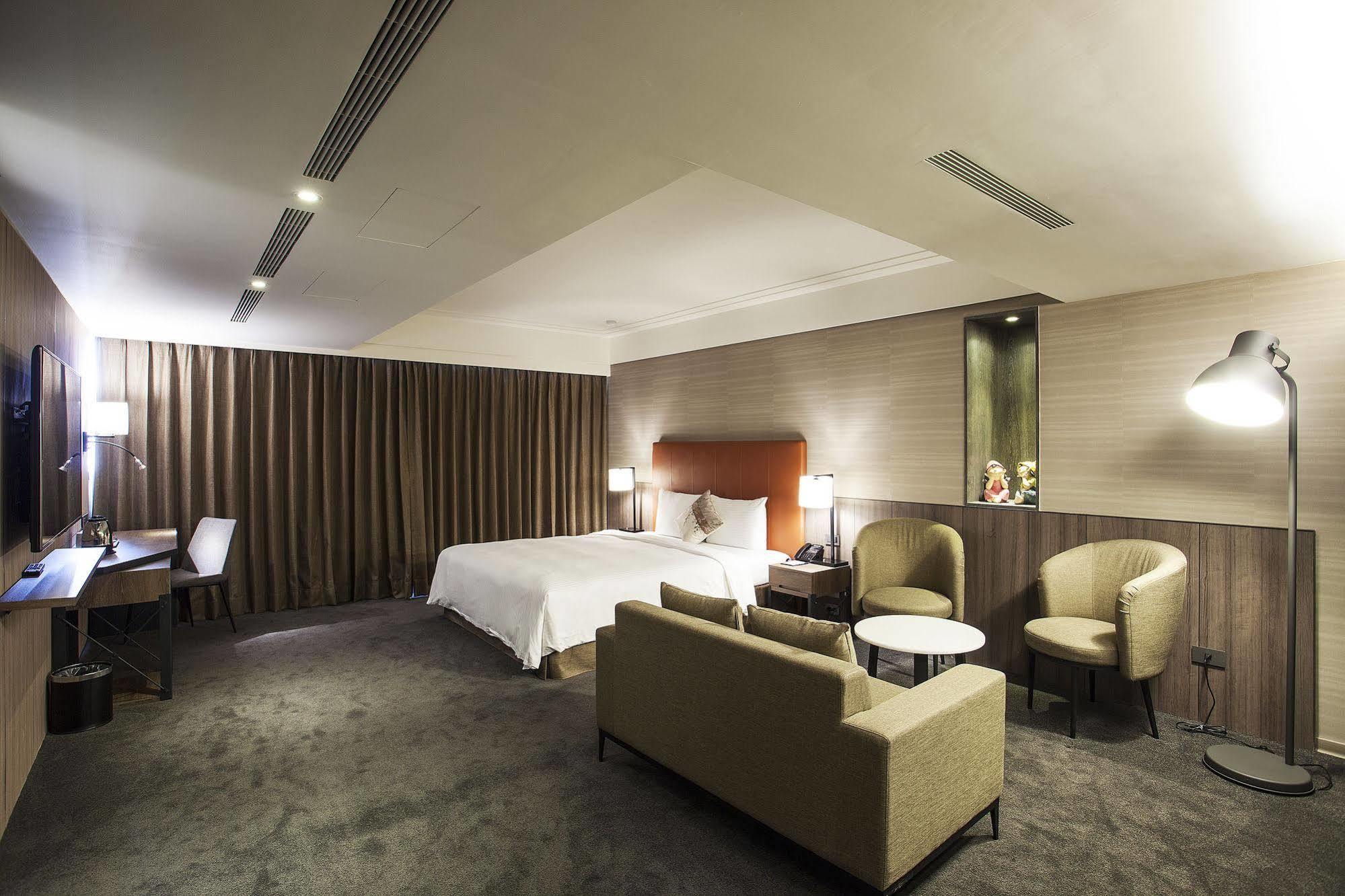 Citizen Hotel Taipei Exterior photo